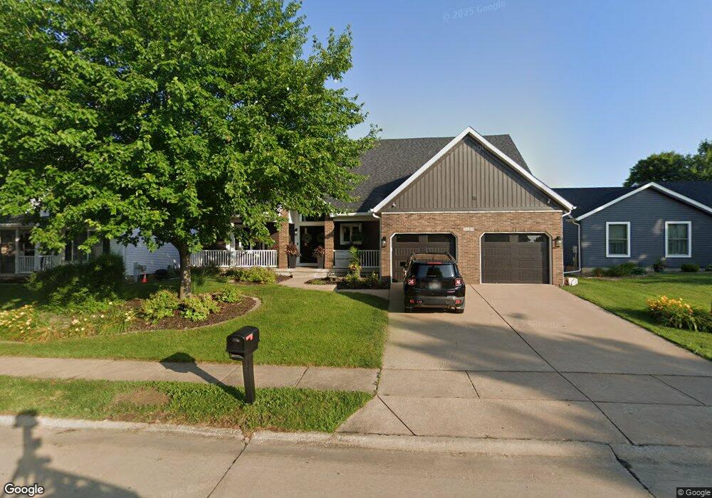 5108 Fillmore Ct, Davenport, IA 52806 - photo 1