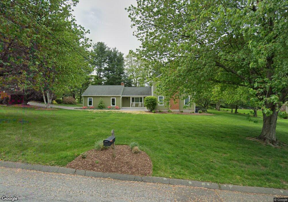 67 Under Cliff Rd, Trumbull, CT 06611 - photo 1