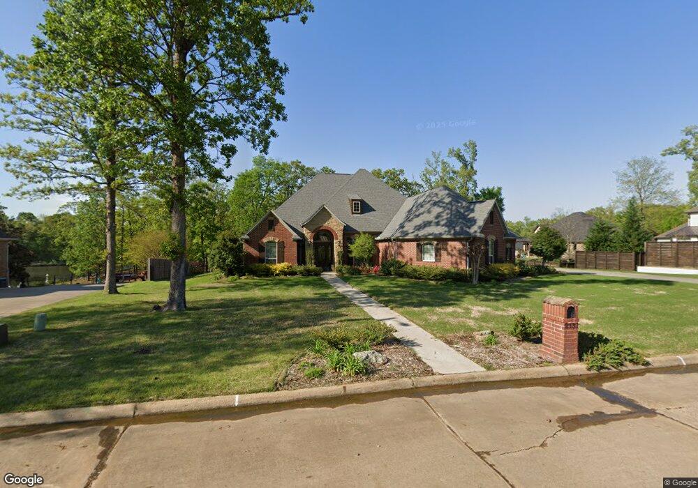 2137 Southcrest Dr, Texarkana, AR 71854 - photo 1