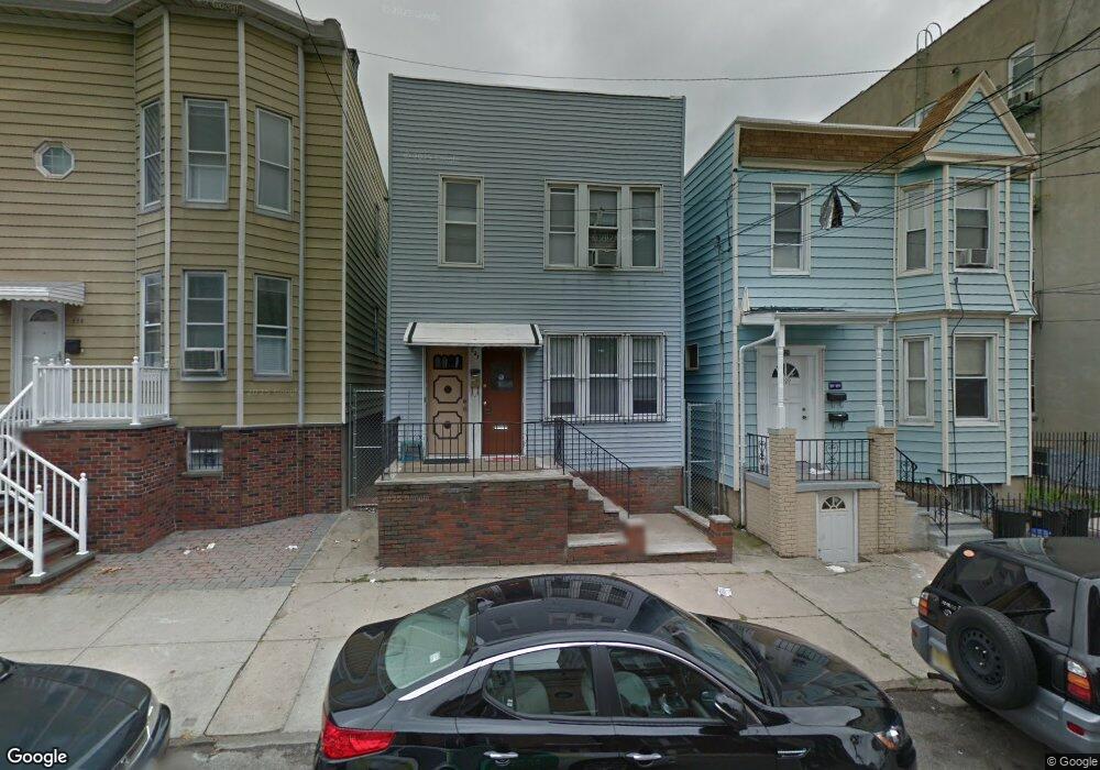 227 Beacon Ave, Jersey City, NJ 07306 - photo 1