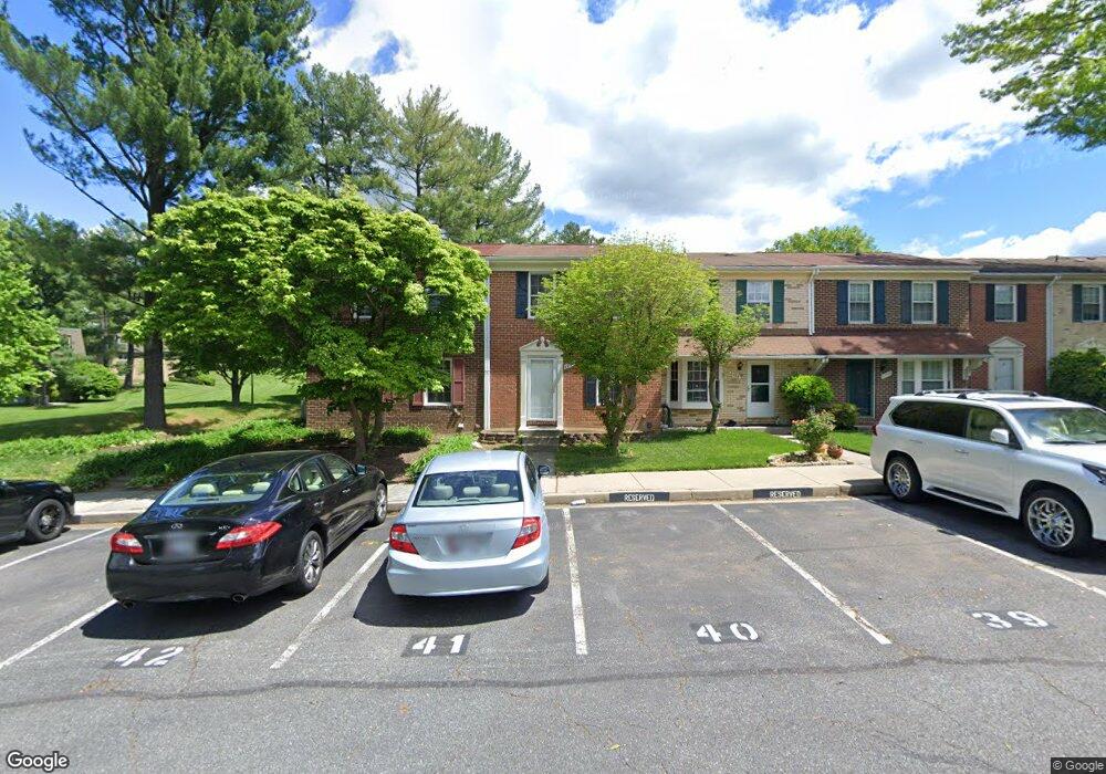 8800 Tamar Dr, Columbia, MD 21045 - photo 1