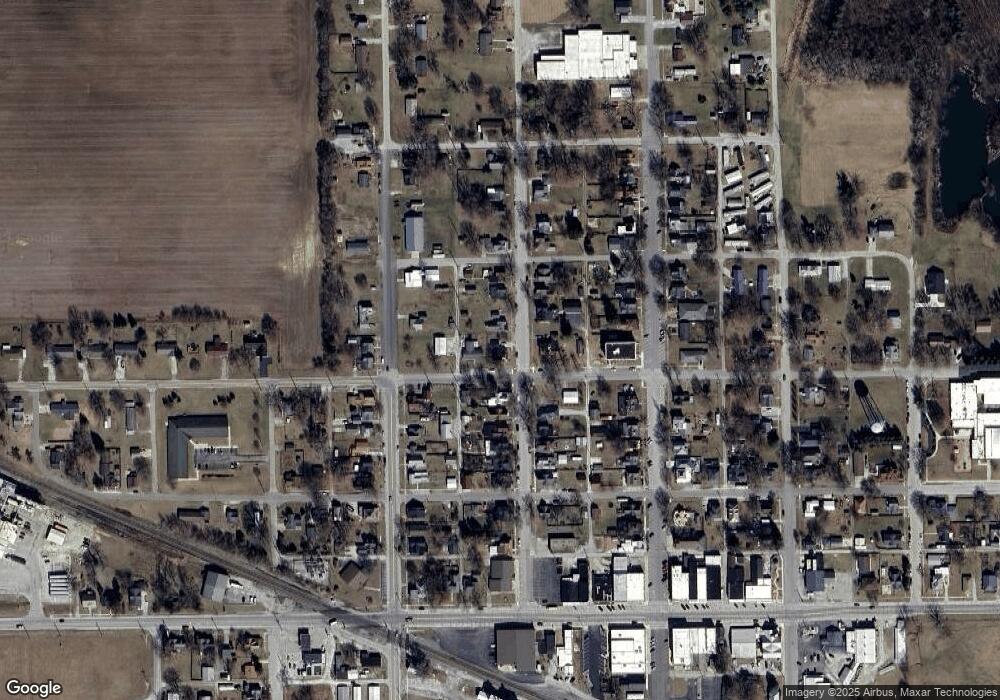 202 W Harrison St, Mentone, IN 46539 - photo 1