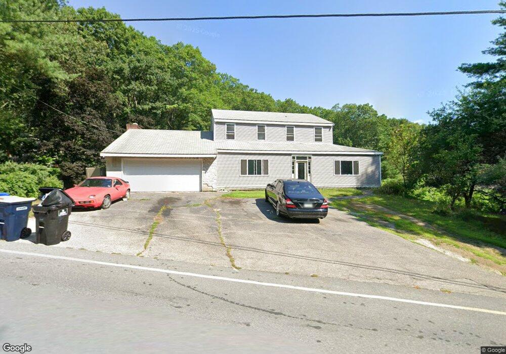 108 Pelham Rd, Hudson, NH 03051 - photo 1