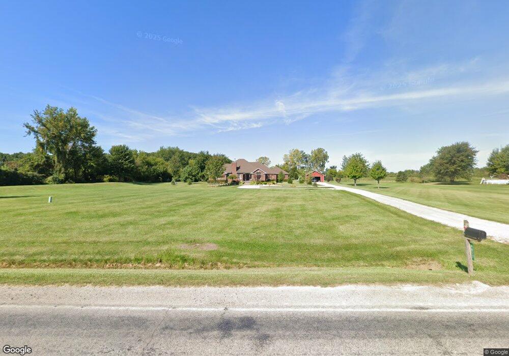 9817 Grafton Rd, Carleton, MI 48117 - photo 1