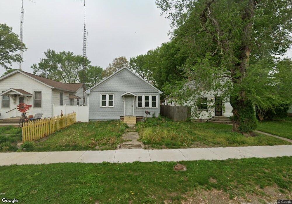 344 5th St, Lincoln, IL 62656 - photo 1