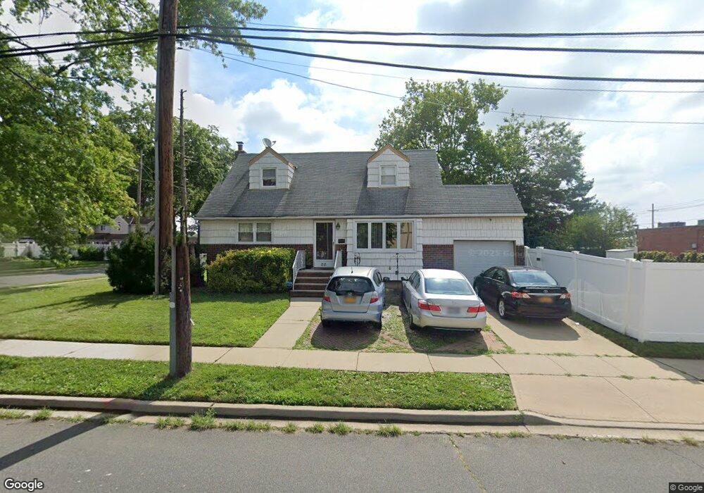 22 Renken Blvd, Franklin Square, NY 11010 - photo 1