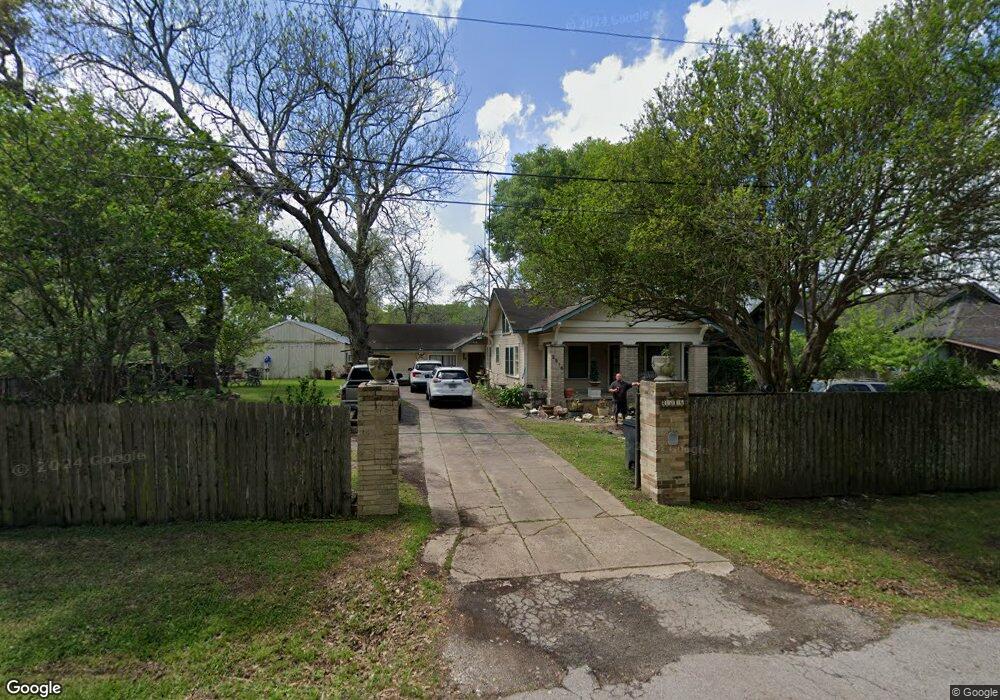 2516 Live Oak Ave, Bay City, TX 77414 - photo 1