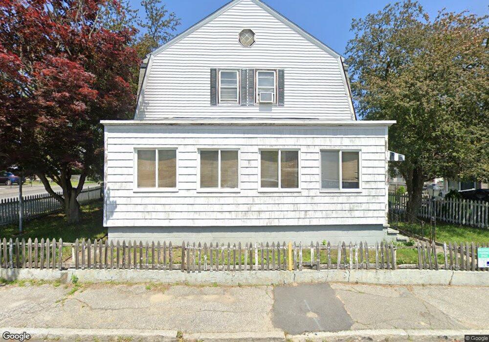 233 Cumberland Rd, Lowell, MA 01850 - photo 1