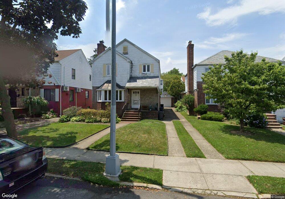 8116 189th St, Hollis, NY 11423 - photo 1