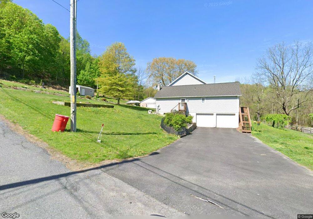 18 Hill Rd, Lenhartsville, PA 19534 - photo 1
