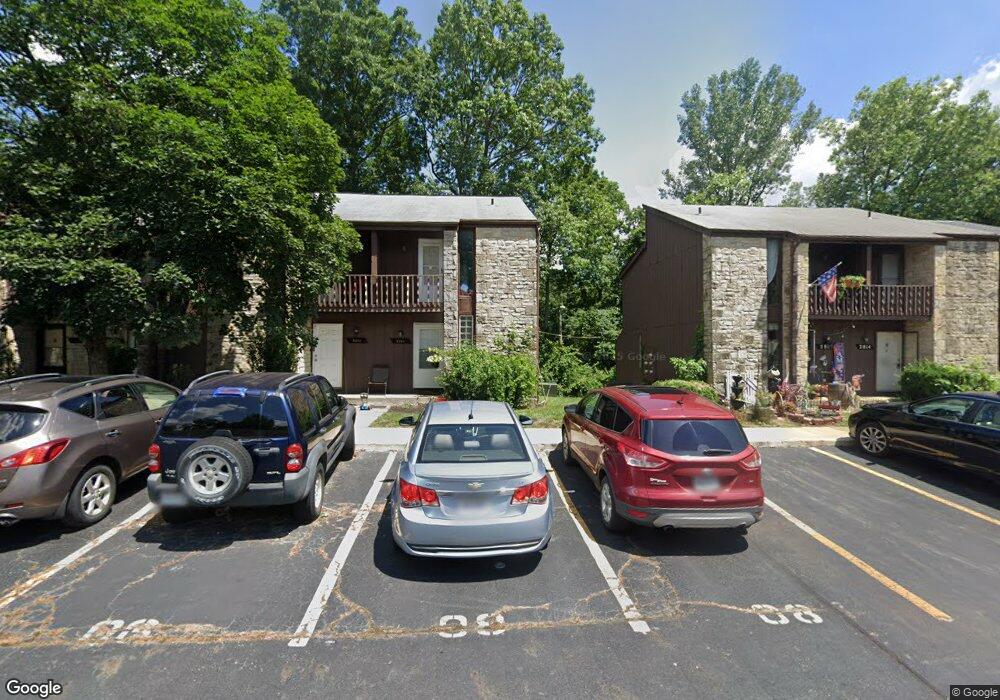 2808 Stonehenge Dr, Columbus, OH 43224 - photo 1