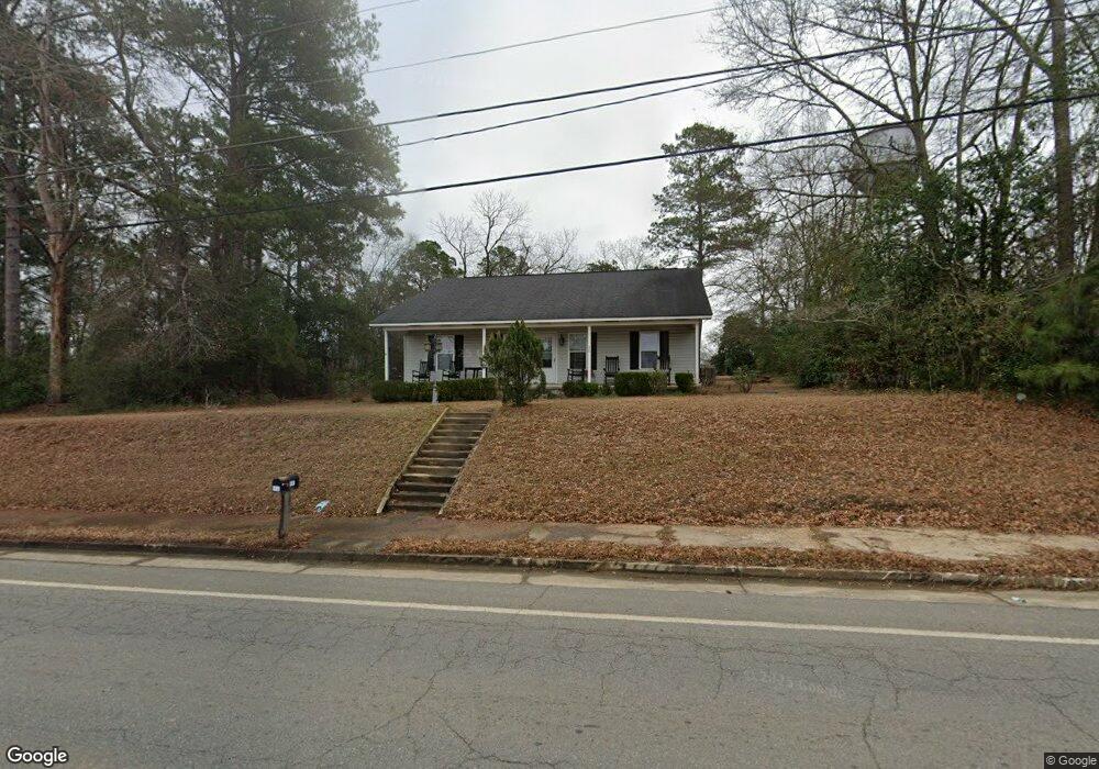 220 N Railroad Ave, Mount Vernon, GA 30445 - photo 1