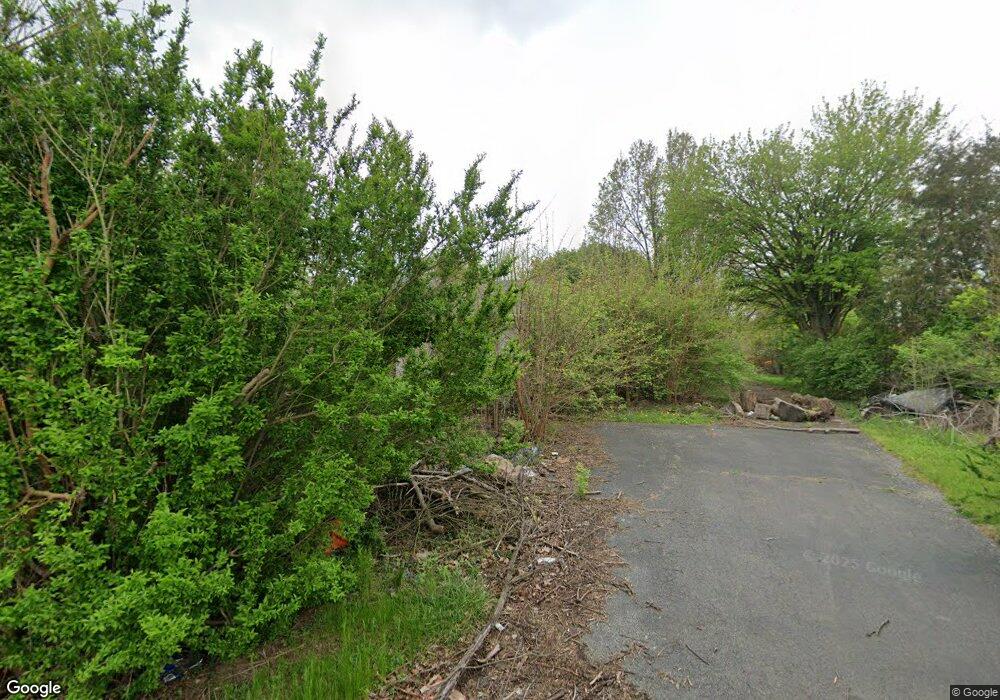 2419 1/2 Crystal St, Anderson, IN 46012 - photo 1