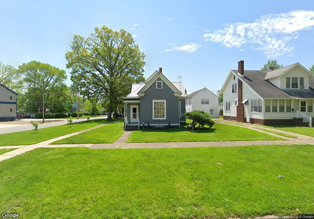 1417 Edgar Ave, Mattoon, IL 61938 - photo 1