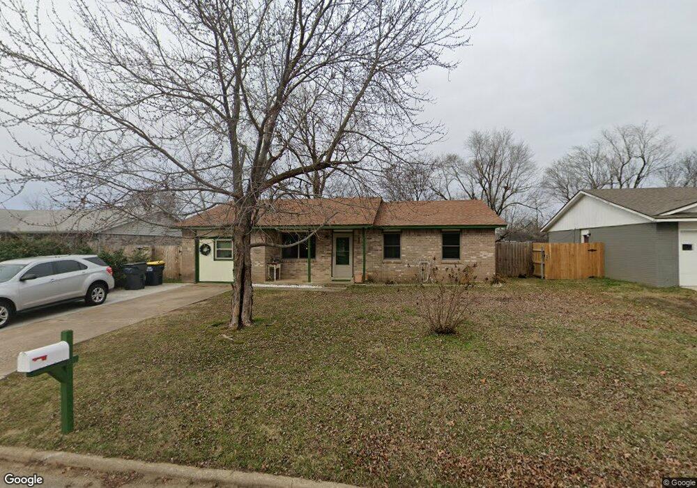 379 E 137th St, Glenpool, OK 74033 - photo 1