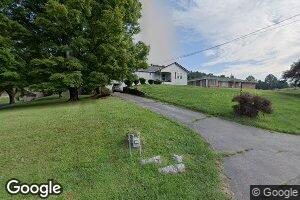 8184 Park Ave, Hamlin, WV 25523