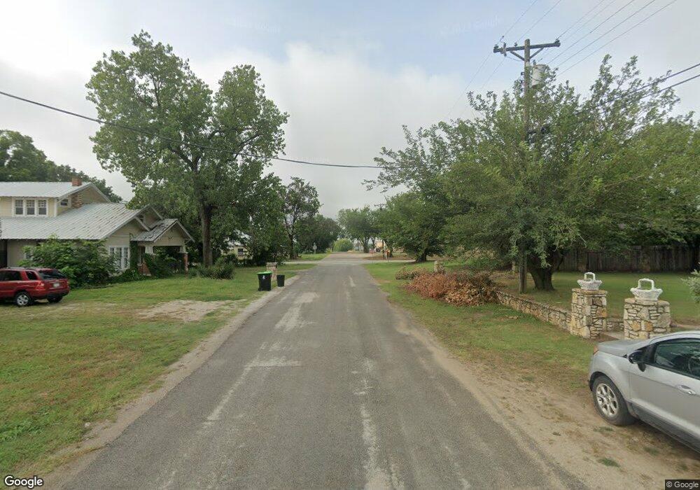 409 S Oak St, Boyd, TX 76023 - photo 1