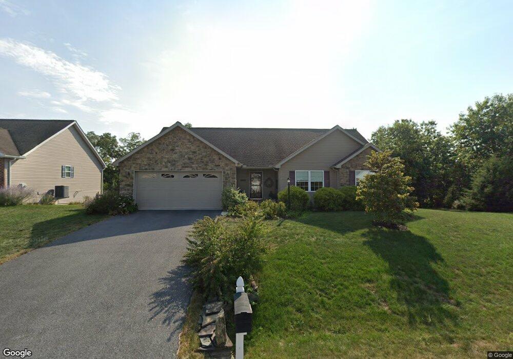 270 Toms Ln, Greencastle, PA 17225 - photo 1