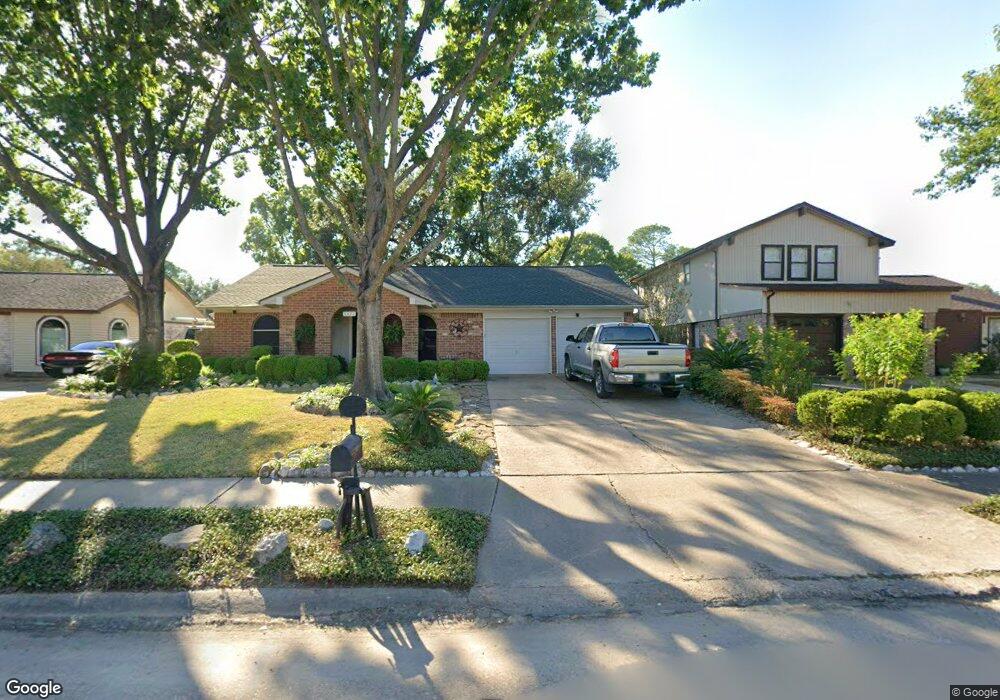 8827 Stone Brook Ln, Houston, TX 77040 - photo 1