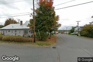 12 Roosevelt Ave, van Buren, ME 04785
