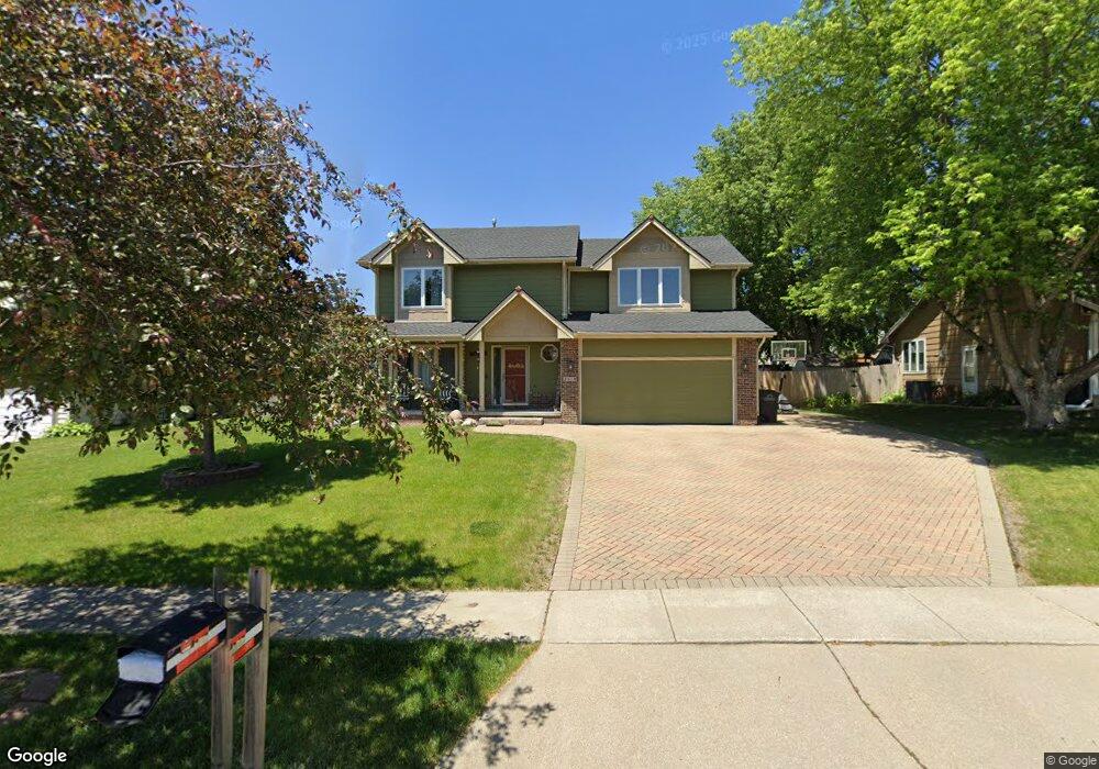 2518 E Leach Ave, Des Moines, IA 50320 - photo 1