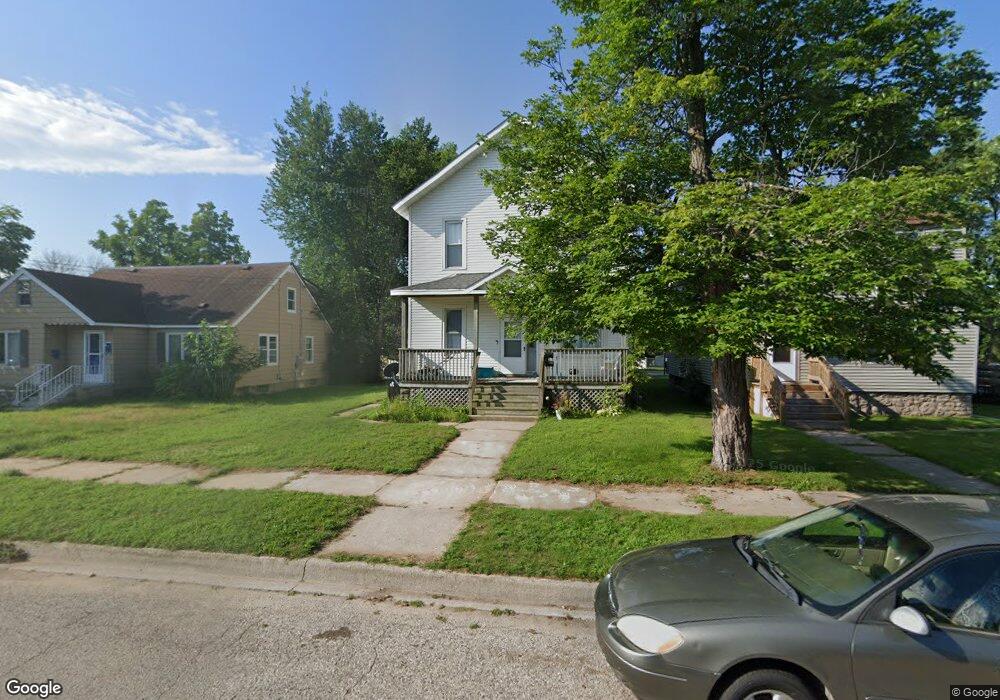 1221 West Dr, Menominee, MI 49858 - photo 1