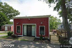 43 Oak St, Boothbay Harbor, ME 04538