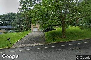 110 Grace Ave, Great Neck, NY 11021