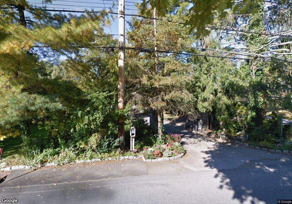 124 Frederick St, Cortlandt Manor, NY 10567 - photo 1