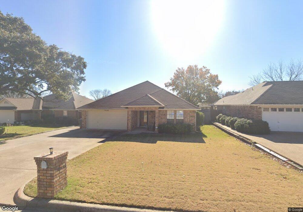 7624 Kimberly Ct, North Richland Hills, TX 76182 - photo 1