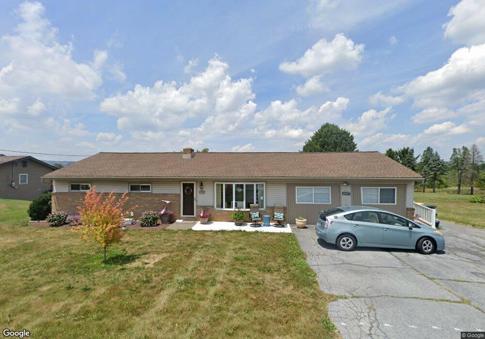 1637 Clearview Rd, Coplay, PA 18037 - photo 1