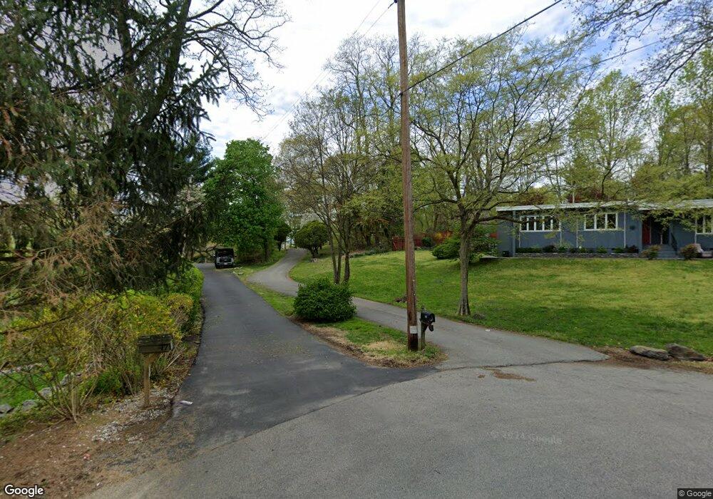 25 Warren Rd, Croton On Hudson, NY 10520 - photo 1