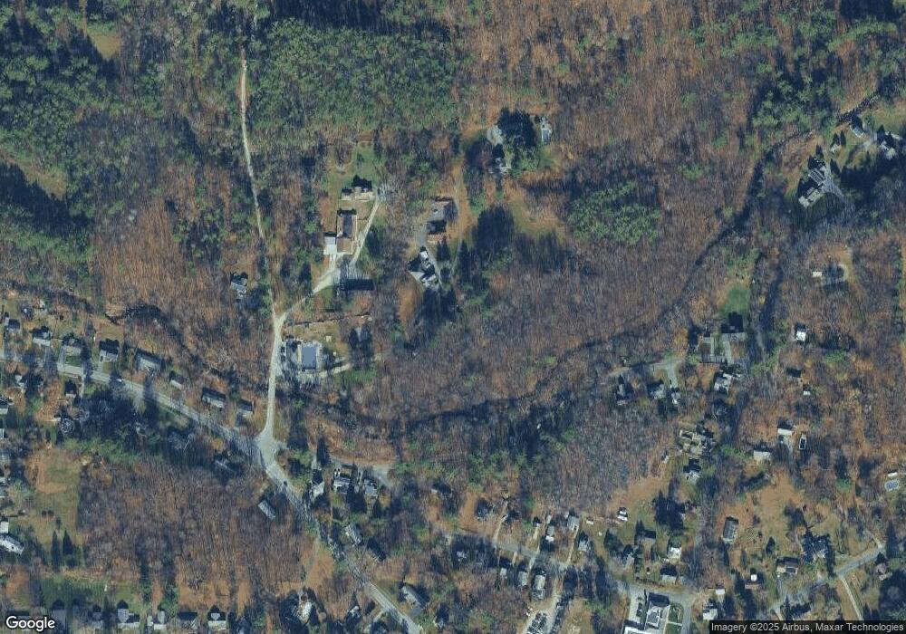 56 Mclain Ct, Williamstown, MA 01267 - photo 1