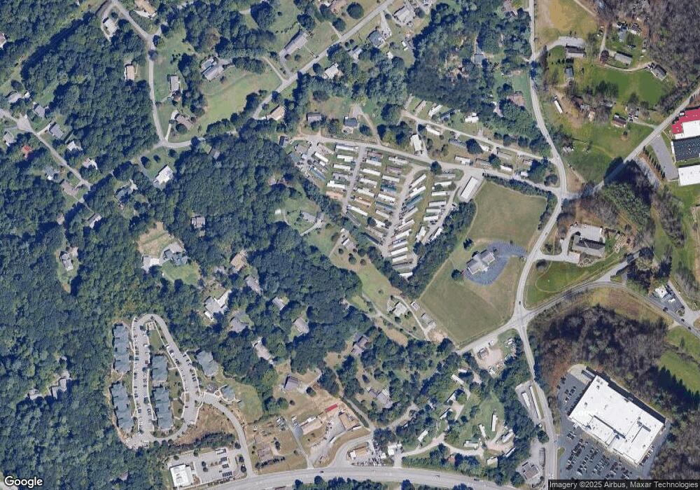 11 Windy Hollow Rd, Asheville, NC 28806 - photo 1