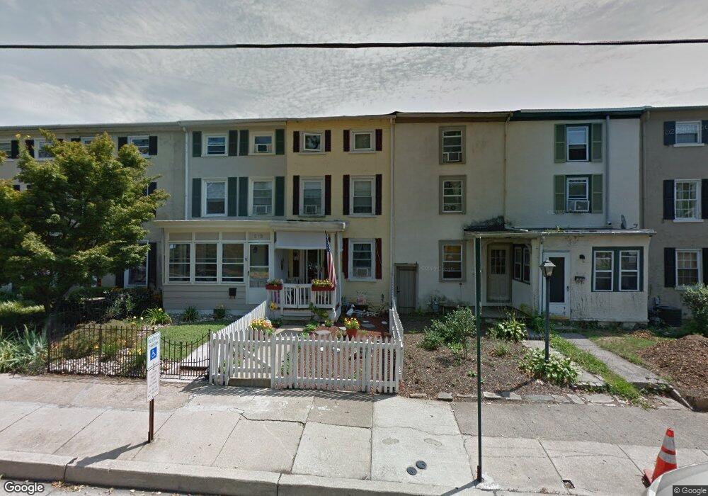 317 S Union St, Kennett Square, PA 19348 - photo 1