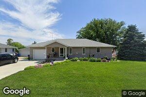 313 S 5th St, Howells, NE 68641