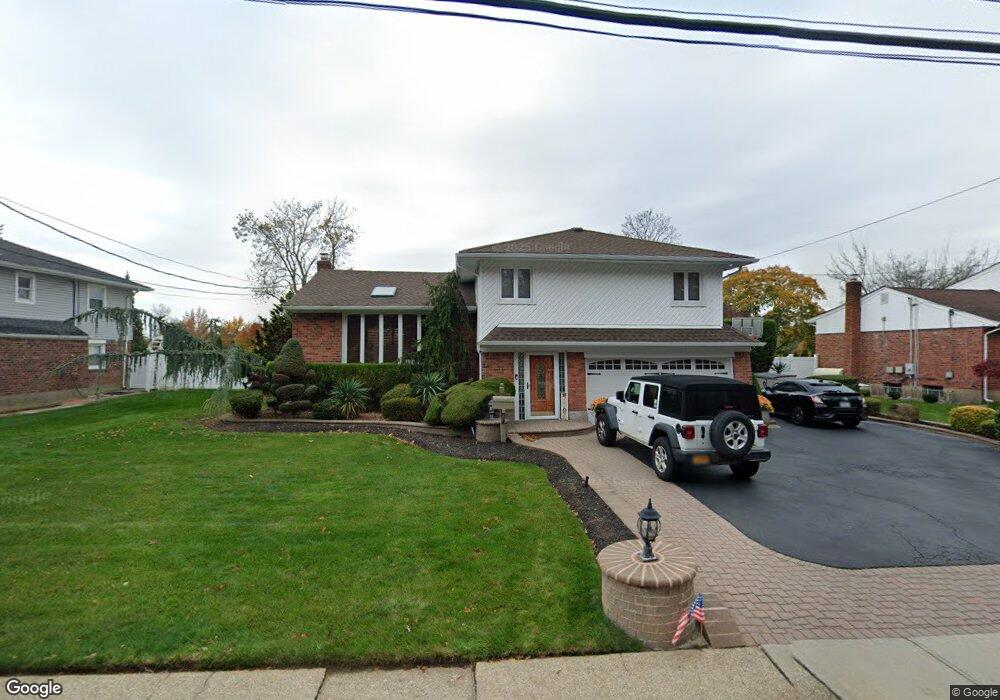 9 Plainview Rd, Bethpage, NY 11714 - photo 1