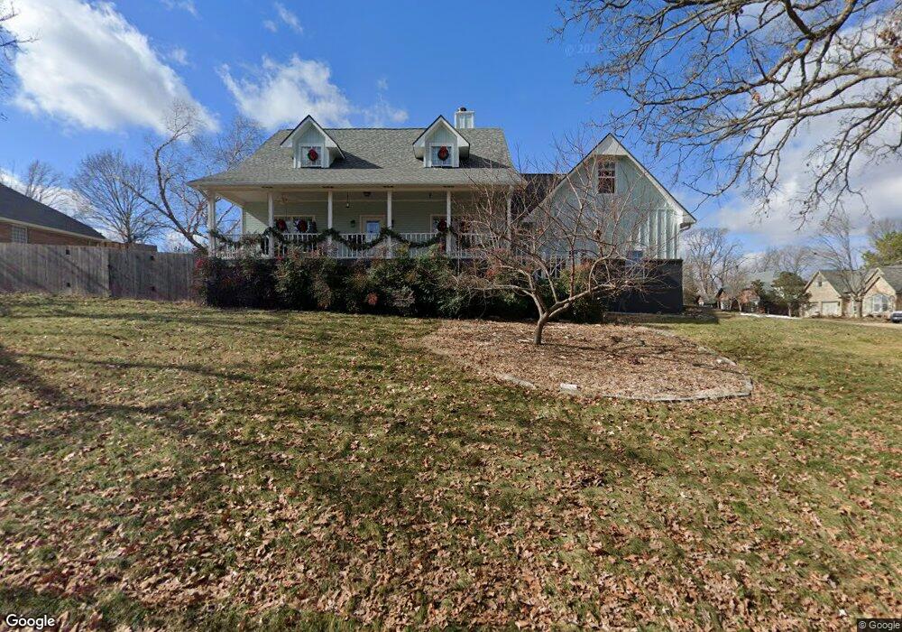 109 NW O St, Bentonville, AR 72712 - photo 1