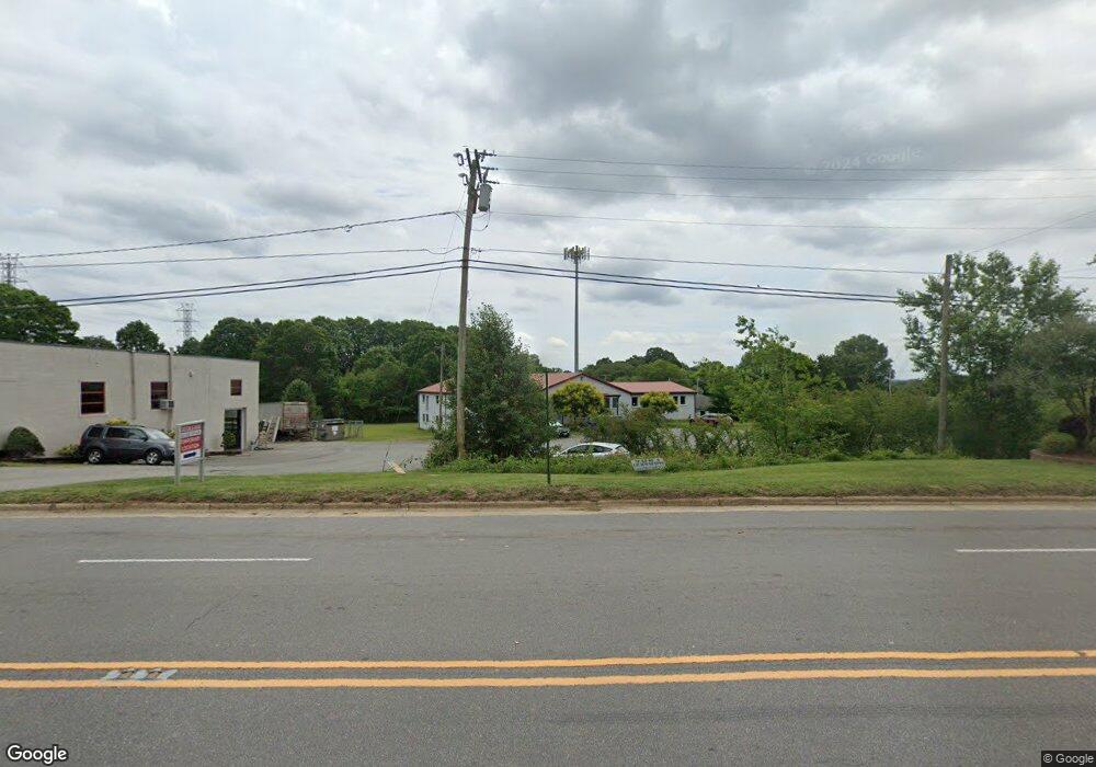 1545 Shelton Ave, Statesville, NC 28677 - photo 1