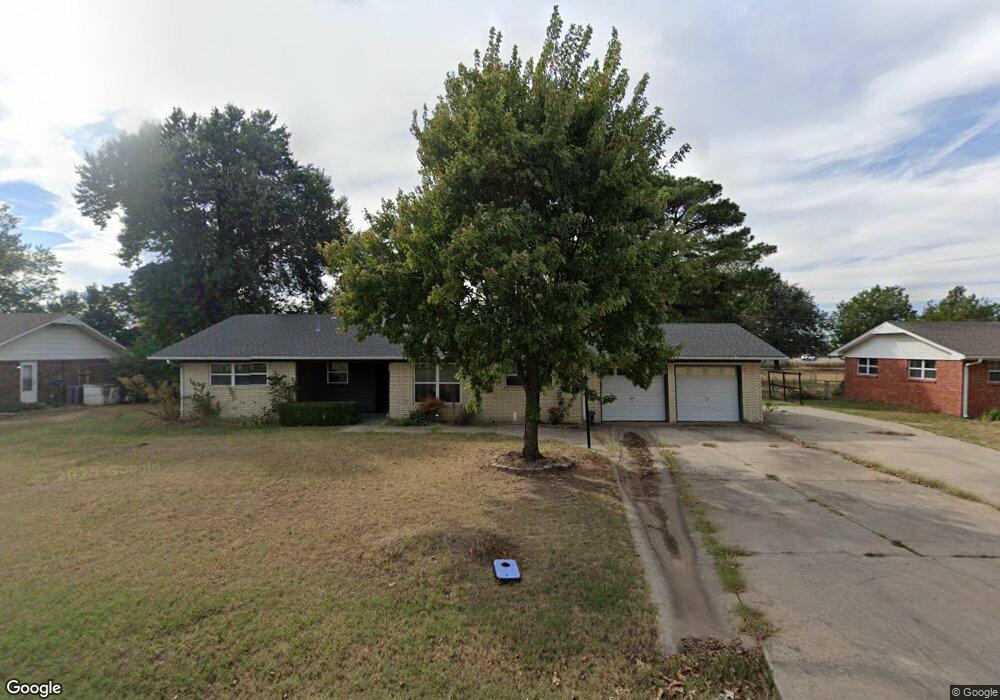 23 Clark Cir, Shawnee, OK 74804 - photo 1