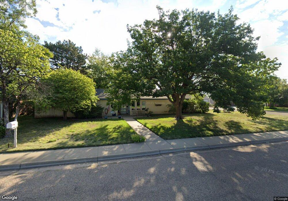 725 Phillips Dr, Dumas, TX 79029 - photo 1