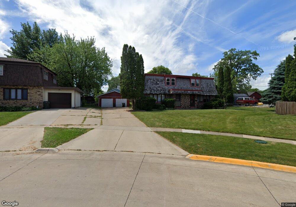 1610 W 6th St unit 1612, Cedar Falls, IA 50613 - photo 1