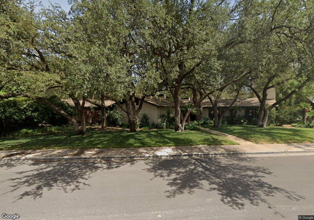 1201 Country Club Dr, Midland, TX 79701 - photo 1