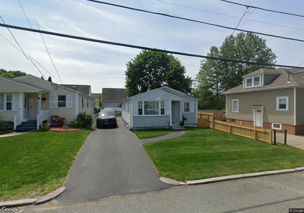 58 Mink Rd, Providence, RI 02908 - photo 1