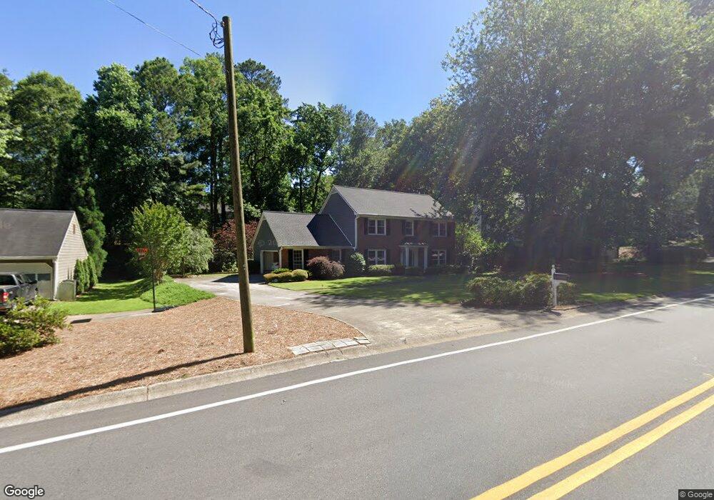 5338 Timber Ridge Rd, Marietta, GA 30068 - photo 1