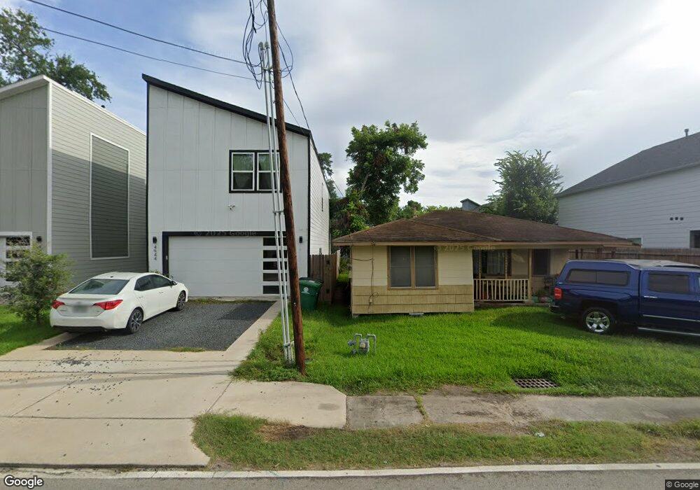 4940 Creekmont Dr, Houston, TX 77091 - photo 1