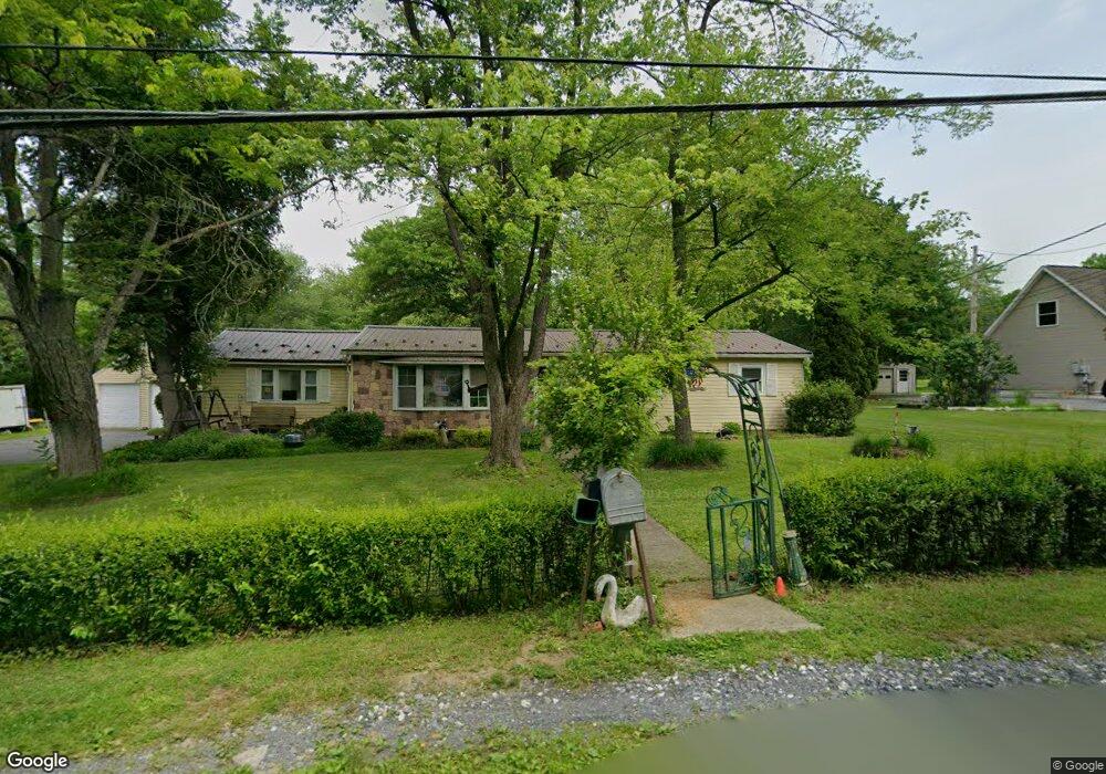 2558 Mountain Rd, Bath, PA 18014 - photo 1