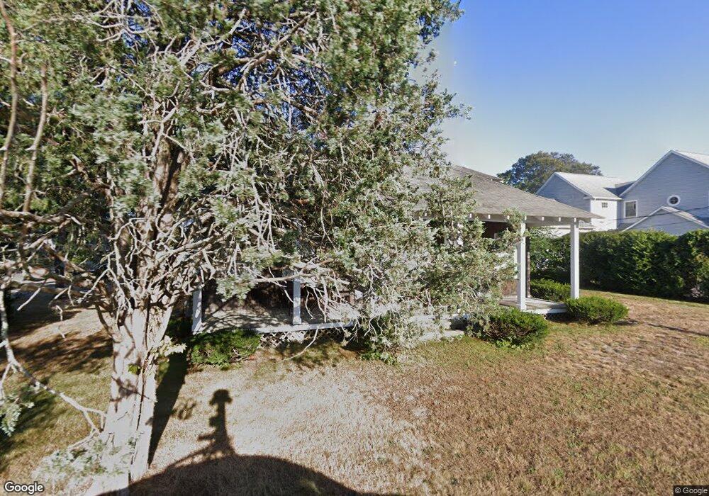 136 4th Ave, Hyannis, MA 2601 - photo 1