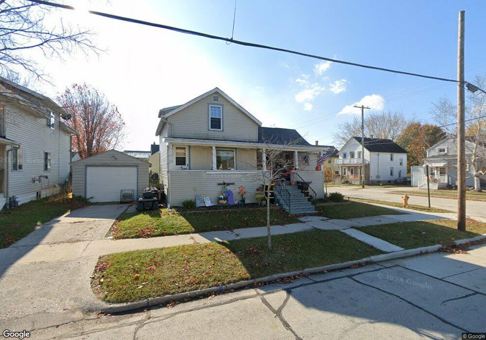 1721 21st St, Two Rivers, WI 54241 - photo 1