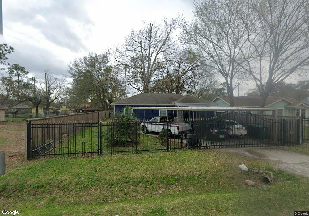 610 Mayford St, Houston, TX 77076 - photo 1